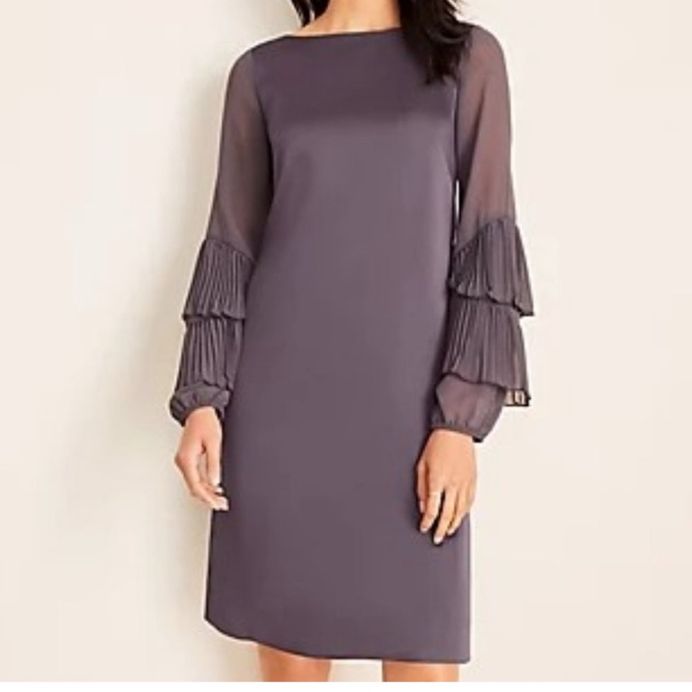 Ann Taylor Gray Shift Dress with Pleated Tiered Sleeves – Size 10